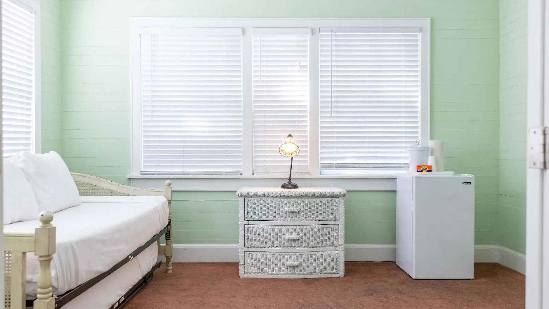 Inn King Suite Balcony - At James House Key West United States